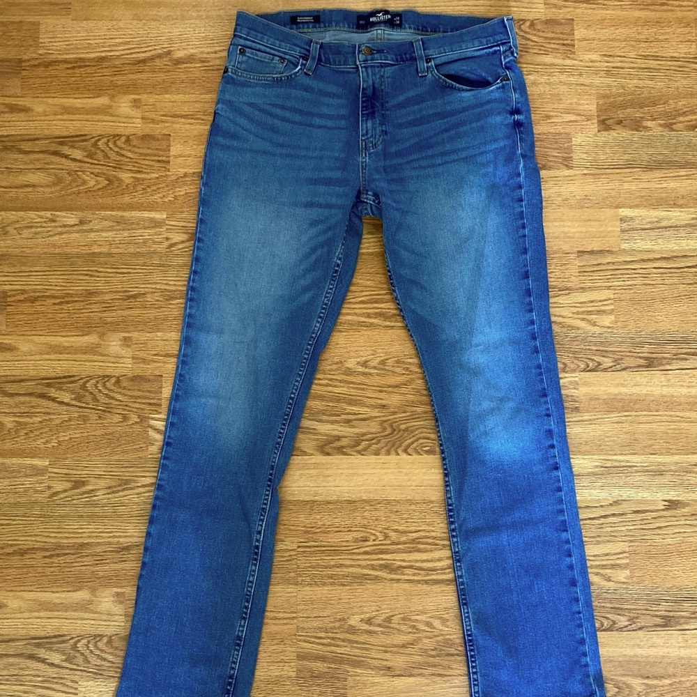 Men’s Slim Straight Hollister Blue Jeans Sz. 34/34